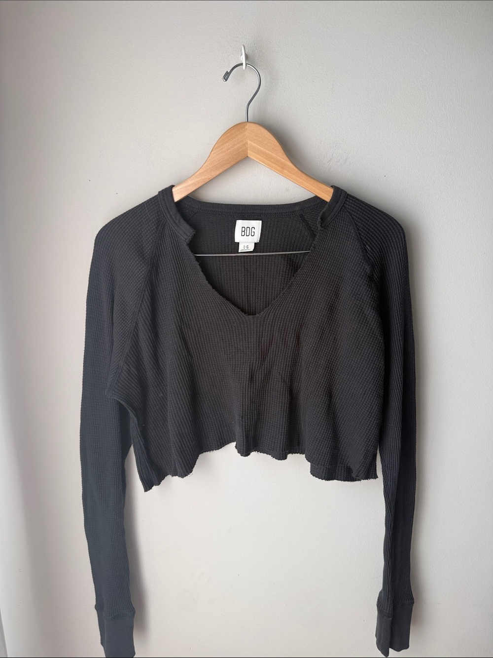 BDG Black Waffle Knit Raw Hem Cropped Long Sleeve Lounge V Neck Top Large